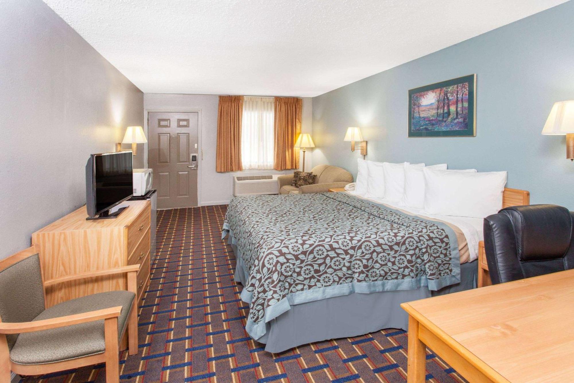 Days Inn By Wyndham Farmer City Exterior foto